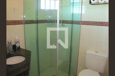 Casa à venda com 300m², 3 quartos e 3 vagasBanheiro da Suíte