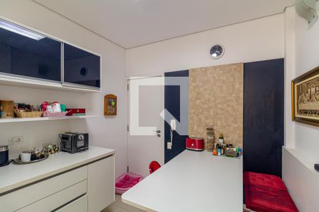Apartamento à venda com 220m², 3 quartos e 2 vagas Apartamento à venda com 220m², 3 quartos e 2 vagasCozinha