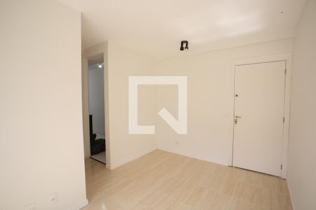 Sala de apartamento para alugar com 2 quartos, 44m² em Taquara, Rio de Janeiro