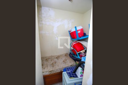 Casa à venda com 85m², 3 quartos e sem vaga Casa à venda com 85m², 3 quartos e sem vagaQuarto de Serviço