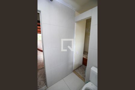 Casa à venda com 85m², 3 quartos e sem vaga Casa à venda com 85m², 3 quartos e sem vagaBanheiro de Serviço