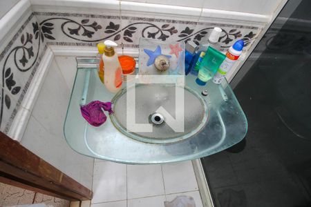 Casa à venda com 85m², 3 quartos e sem vaga Casa à venda com 85m², 3 quartos e sem vagaBanheiro da Suíte