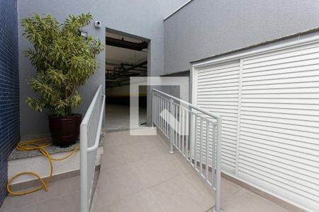 Apartamento à venda com 32m², 2 quartos e 1 vagaÁrea comum - Entrada