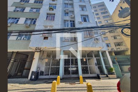 Apartamento à venda com 70m², 2 quartos e sem vaga Apartamento à venda com 70m², 2 quartos e sem vagaFachada