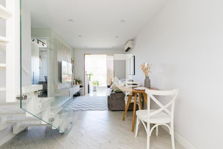 Sala de apartamento para alugar com 2 quartos, 109m² em Santo Amaro, São Paulo