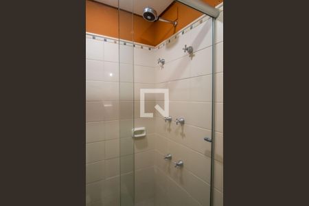 Casa de condomínio à venda com 240m², 3 quartos e 4 vagasBanheiro Corredor