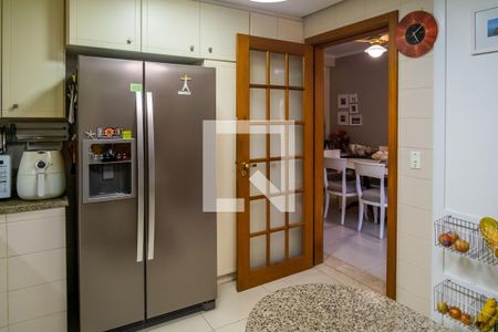 Casa de condomínio à venda com 240m², 3 quartos e 4 vagasCozinha