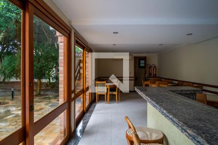 Casa de condomínio à venda com 240m², 3 quartos e 4 vagasÁrea comum