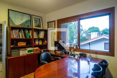 Casa de condomínio à venda com 240m², 3 quartos e 4 vagasQuarto 2