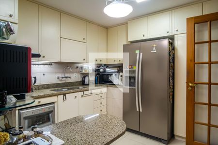 Casa de condomínio à venda com 240m², 3 quartos e 4 vagasCozinha