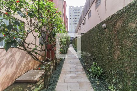 Apartamento à venda com 71m², 2 quartos e 1 vagaÁrea comum