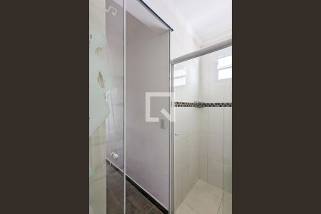 Casa à venda com 175m², 3 quartos e 2 vagasBanheiro da suíte