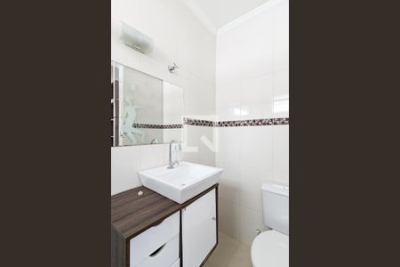 Casa à venda com 175m², 3 quartos e 2 vagasBanheiro da suíte