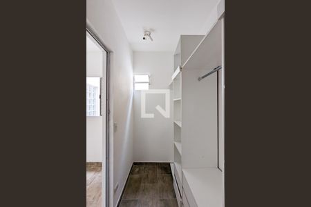 Casa à venda com 175m², 3 quartos e 2 vagasCloset do quarto 2