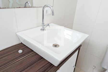 Casa à venda com 175m², 3 quartos e 2 vagasBanheiro da suíte