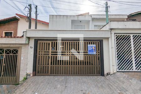 Casa à venda com 175m², 3 quartos e 2 vagasFachada