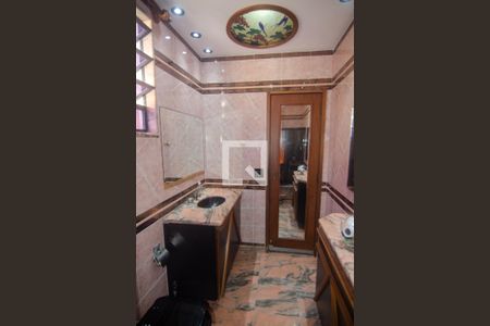 Apartamento à venda com 200m², 4 quartos e 1 vaga Apartamento à venda com 200m², 4 quartos e 1 vagaBanheiro 1