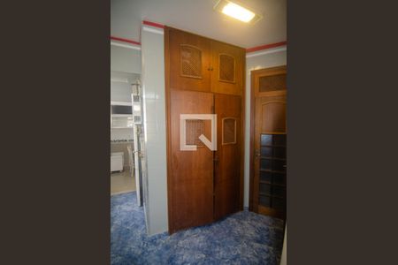 Apartamento à venda com 200m², 4 quartos e 1 vaga Apartamento à venda com 200m², 4 quartos e 1 vagaÁrea de Serviço