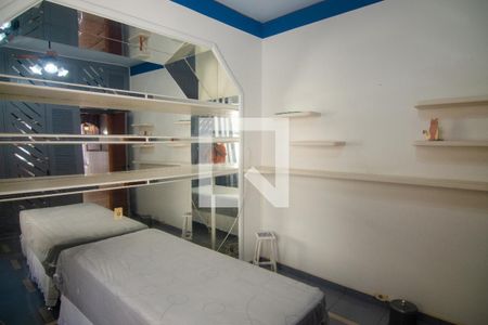 Apartamento à venda com 200m², 4 quartos e 1 vaga Apartamento à venda com 200m², 4 quartos e 1 vagaQuarto 1