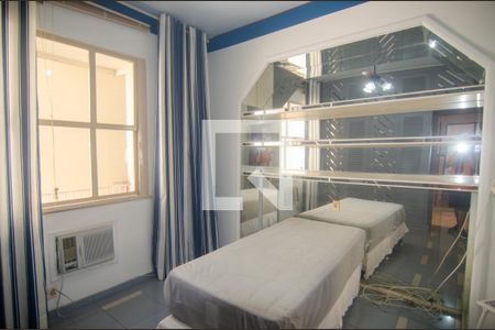 Apartamento à venda com 200m², 4 quartos e 1 vaga Apartamento à venda com 200m², 4 quartos e 1 vagaQuarto 1