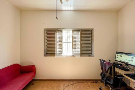 Casa à venda com 170m², 3 quartos e 2 vagas Casa à venda com 170m², 3 quartos e 2 vagasQuarto 3