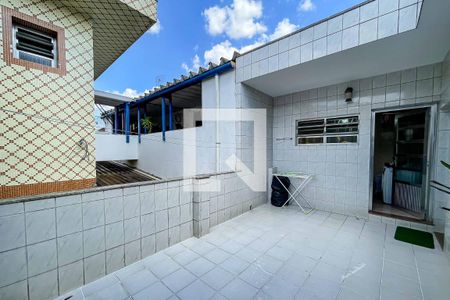 Casa à venda com 170m², 3 quartos e 2 vagas Casa à venda com 170m², 3 quartos e 2 vagasÁrea Externa