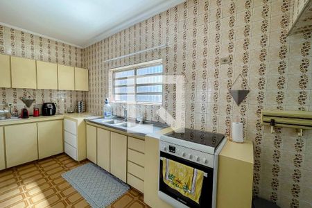 Casa à venda com 170m², 3 quartos e 2 vagas Casa à venda com 170m², 3 quartos e 2 vagasCozinha