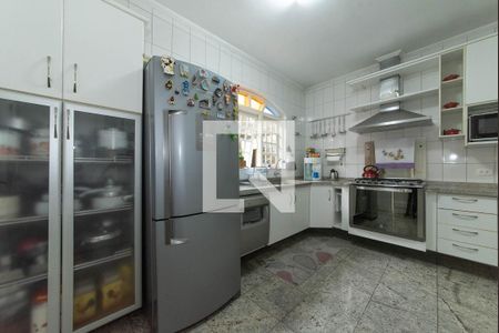 Casa à venda com 319m², 3 quartos e 3 vagas Casa à venda com 319m², 3 quartos e 3 vagasCozinha