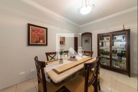 Casa à venda com 319m², 3 quartos e 3 vagas Casa à venda com 319m², 3 quartos e 3 vagasSala de Jantar