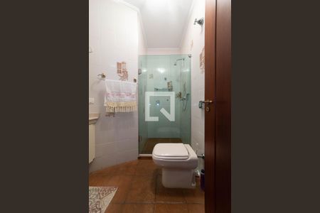 Casa à venda com 319m², 3 quartos e 3 vagas Casa à venda com 319m², 3 quartos e 3 vagasBanheiro Social