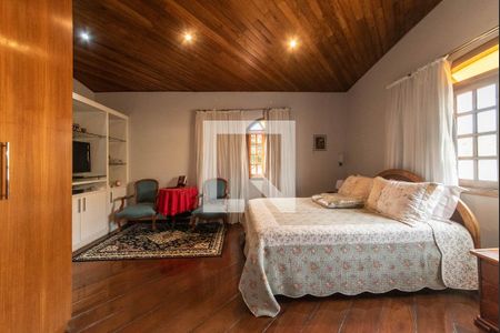 Casa à venda com 319m², 3 quartos e 3 vagas Casa à venda com 319m², 3 quartos e 3 vagasSuíte 2