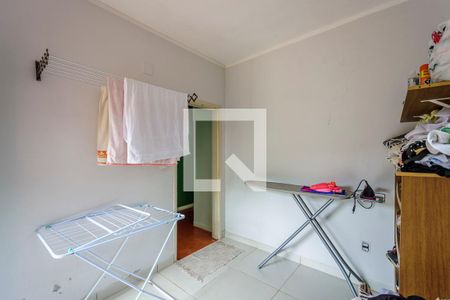 Casa à venda com 128m², 2 quartos e 8 vagas Casa à venda com 128m², 2 quartos e 8 vagasÁrea de Serviço