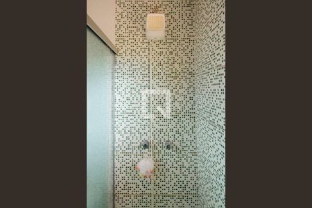 Casa à venda com 128m², 2 quartos e 8 vagas Casa à venda com 128m², 2 quartos e 8 vagasBanheiro