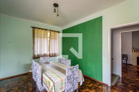 Casa à venda com 128m², 2 quartos e 8 vagas Casa à venda com 128m², 2 quartos e 8 vagasCozinha