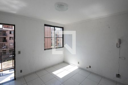 Sala de apartamento para alugar com 2 quartos, 60m² em Fazenda da Juta, São Paulo