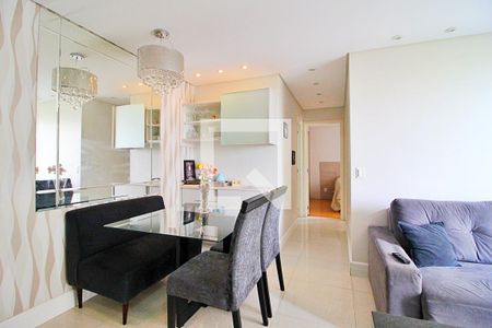 Sala de apartamento para alugar com 2 quartos, 50m² em Vila Metalúrgica, Santo André