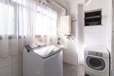 Apartamento à venda com 115m², 4 quartos e 3 vagas Apartamento à venda com 115m², 4 quartos e 3 vagasÁrea de Serviço