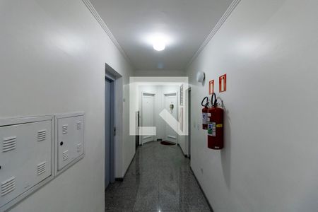Apartamento à venda com 115m², 4 quartos e 3 vagas Apartamento à venda com 115m², 4 quartos e 3 vagasHall de entrada