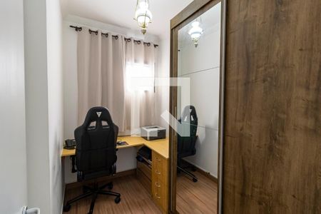 Apartamento à venda com 115m², 4 quartos e 3 vagas Apartamento à venda com 115m², 4 quartos e 3 vagasEscritório
