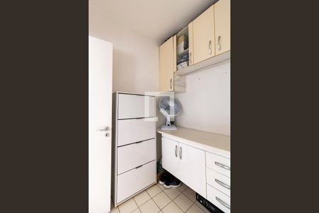 Apartamento à venda com 115m², 4 quartos e 3 vagas Apartamento à venda com 115m², 4 quartos e 3 vagasQuarto de Serviço