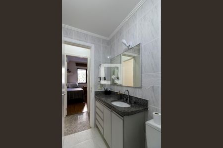 Apartamento à venda com 115m², 4 quartos e 3 vagas Apartamento à venda com 115m², 4 quartos e 3 vagasBanheiro