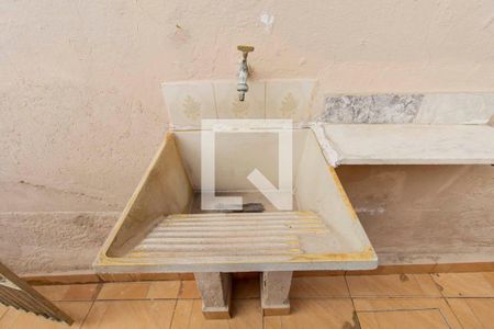 Casa à venda com 300m², 7 quartos e 2 vagas Casa à venda com 300m², 7 quartos e 2 vagasCasa 4 Área de Serviço