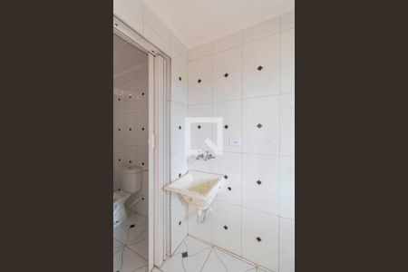 Casa à venda com 300m², 7 quartos e 2 vagas Casa à venda com 300m², 7 quartos e 2 vagasCasa 2 Área de Serviço