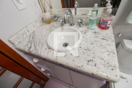 Casa à venda com 200m², 3 quartos e 2 vagasBanheiro da Suíte 1