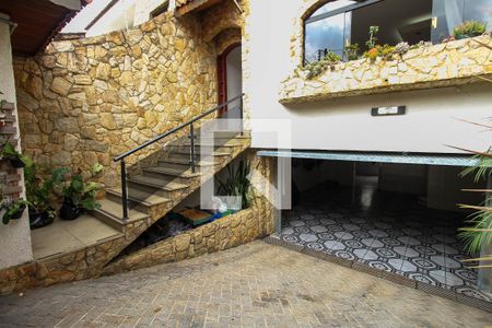 Casa à venda com 200m², 3 quartos e 2 vagasGaragem