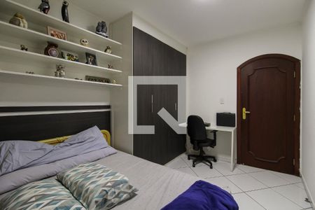 Casa à venda com 200m², 3 quartos e 2 vagasQuarto 3