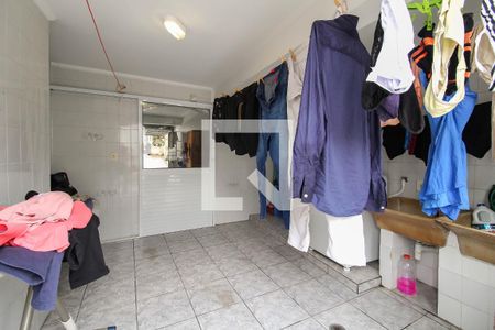 Casa à venda com 200m², 3 quartos e 2 vagasÁrea de Serviço