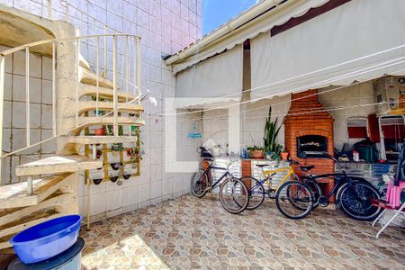 Casa à venda com 114m², 3 quartos e 2 vagasÁrea externa