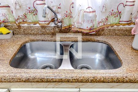 Casa à venda com 114m², 3 quartos e 2 vagasCozinha