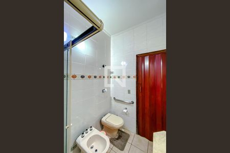 Casa à venda com 114m², 3 quartos e 2 vagasBanheiro